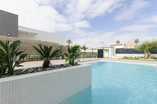Villa in Benijofar, Alicante