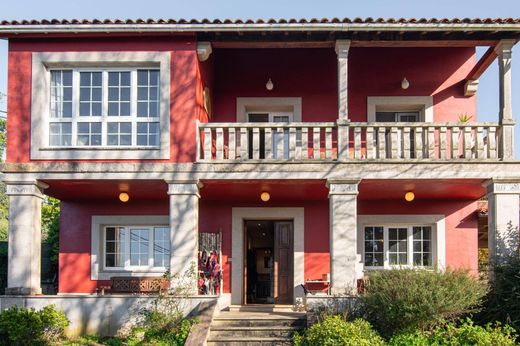 Luxus-Haus in Abegondo, Provincia da Coruña