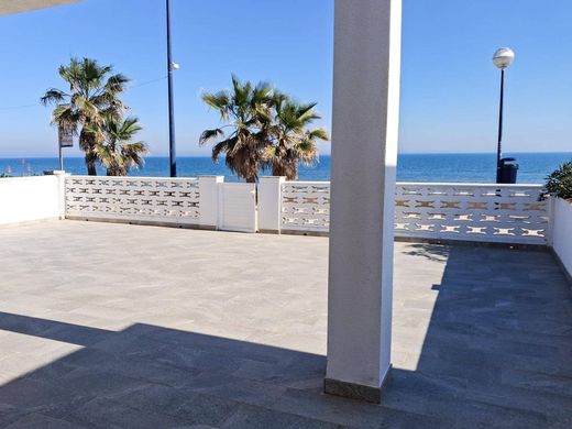 Detached House in Miramar, Valencia