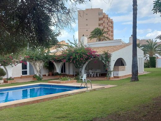 Vrijstaand huis in La Manga del Mar Menor, Murcia