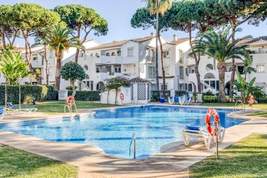 Penthouse in Estepona, Malaga