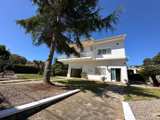 Luxury home in Castelldefels, Province of Barcelona