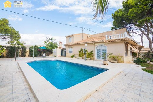 Detached House in El Campello, Alicante