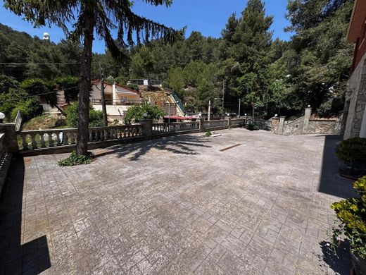 Luxury home in Vallirana, Province of Barcelona