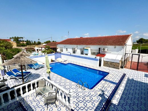 Villa in Dolores, Alicante