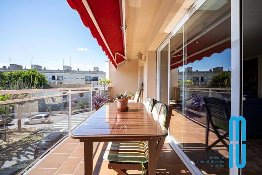 Luxus-Haus in Pineda de Mar, Provinz Barcelona