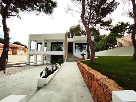 Villa en Torrevieja, Provincia de Alicante