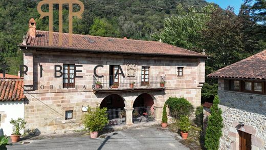 Rural or Farmhouse in Treceño, Province of Cantabria