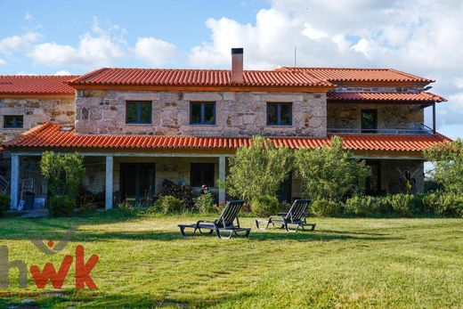 Detached House in Oliveira do Hospital, Distrito de Coimbra