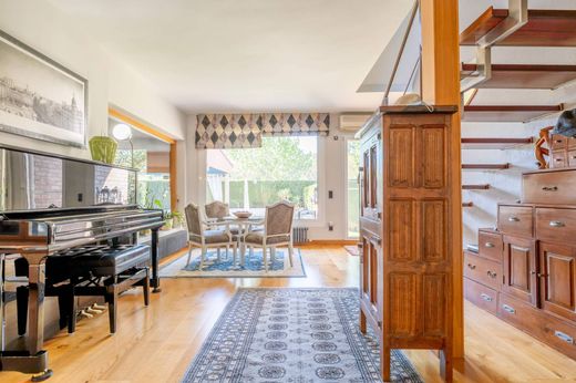 Vrijstaand huis in Zaragoza Centro, Provincia de Zaragoza