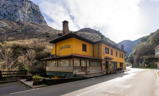 Hotel in Mier, Province of Cantabria