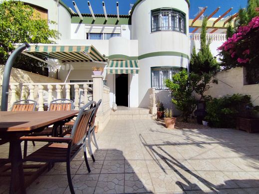 Luxe woning in El Campello, Provincia de Alicante