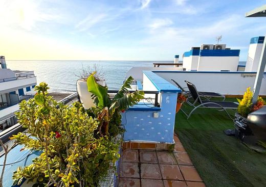 Penthouse in Torrox Costa, Málaga