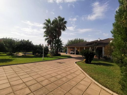 Luxury home in Cordova, Province of Córdoba