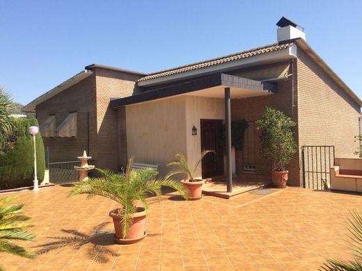 Detached House in Cordova, Province of Córdoba