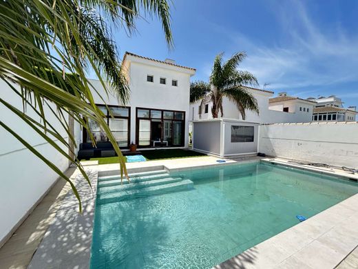 Apartment in Chiclana de la Frontera, Cadiz