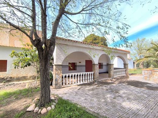 Rural or Farmhouse in Yecla, Murcia