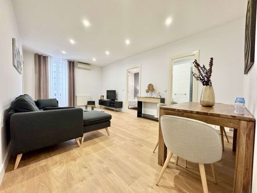 Apartment / Etagenwohnung in Madrid, Provinz Madrid