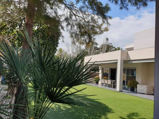 Einfamilienhaus in Jacarilla, Alicante