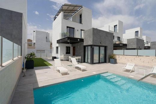 Luxus-Haus in Torrevieja, Alicante