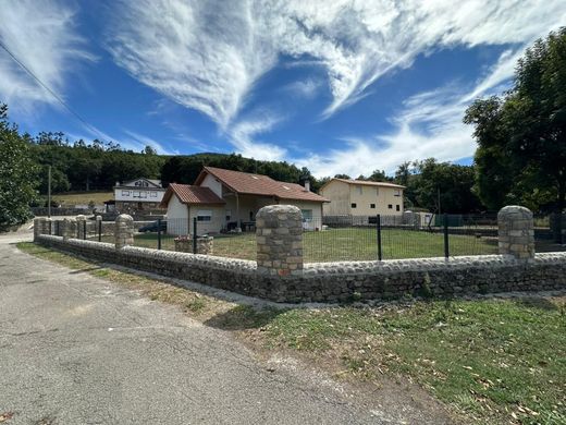 Luxus-Haus in Santiurde de Toranzo, Provinz Cantabria