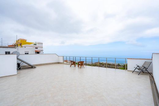 ‏בית חד-משפחתי ב  Guía de Isora, Provincia de Santa Cruz de Tenerife