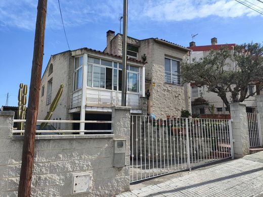 Luxus-Haus in Montmeló, Provinz Barcelona