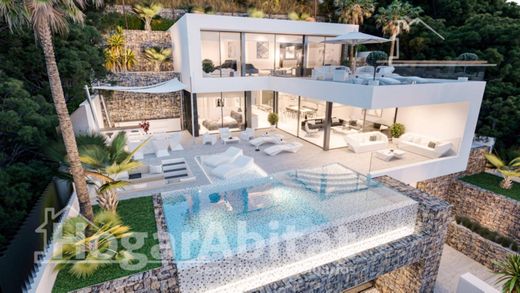 Detached House in Calpe, Alicante