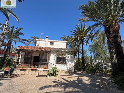 Detached House in Denia, Alicante