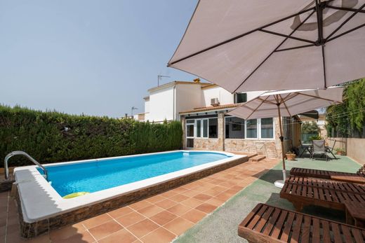 Twee-onder-een-kapwoning in Llucmajor, Balearen