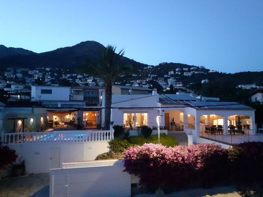 Luksusowy dom w Roses, Província de Girona