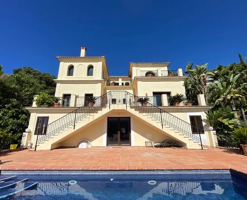 Villa in Benahavís, Malaga