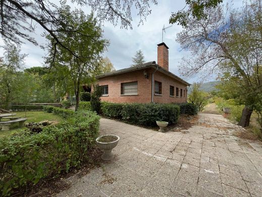 Vrijstaand huis in San Martín de Valdeiglesias, Provincia de Madrid