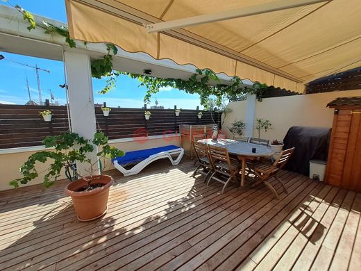Apartment in Sant Just Desvern, Province of Barcelona