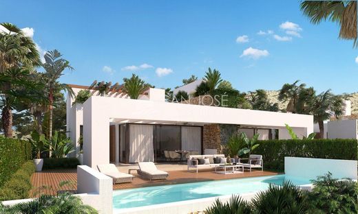 Luxury home in Monforte del Cid, Province of Alicante