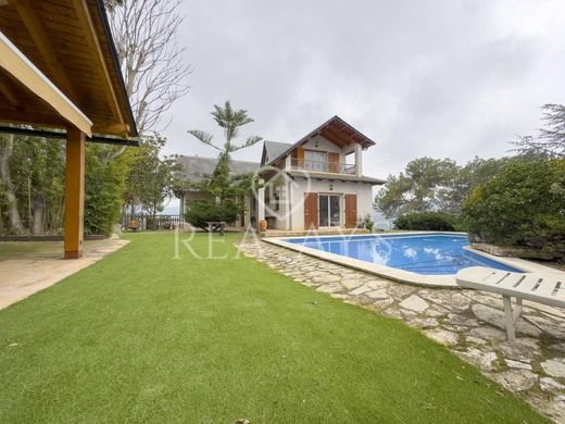 Detached House in Vallirana, Province of Barcelona