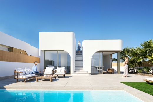 Einfamilienhaus in Alcalá de Guadaíra, Sevilla