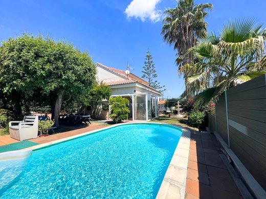 Detached House in Vilanova i la Geltrú, Province of Barcelona