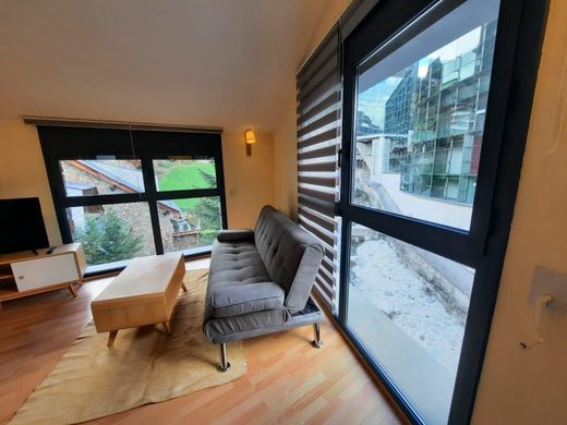 Apartment / Etagenwohnung in Encamp