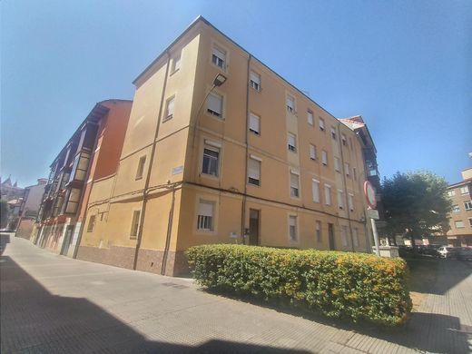Wohnkomplexe in León, Kastilien und León