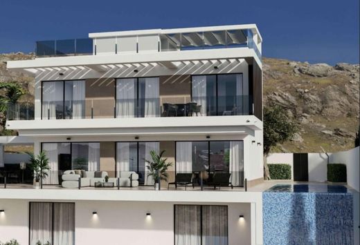 Villa in Finestrat, Alicante