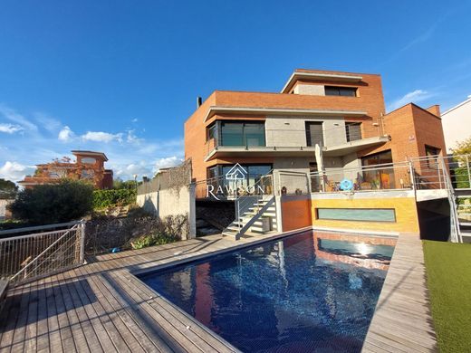 Luxury home in Vilanova i la Geltrú, Province of Barcelona
