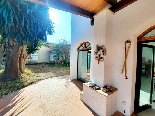 منزل ﻓﻲ Alberic, Província de València