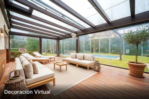 Luxury home in Valdemorillo, Province of Madrid