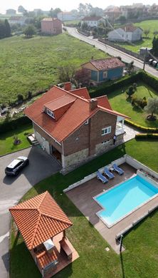 Casa de lujo en Igollo, Cantabria