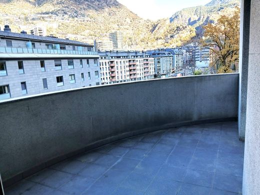 Apartment / Etagenwohnung in Escaldes-Engordany