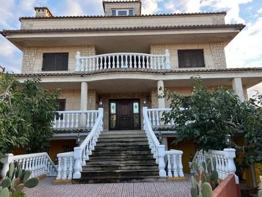 Detached House in Cullera, Valencia