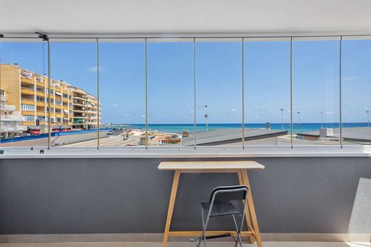 ﺷﻘﺔ ﻓﻲ Torrevieja, Provincia de Alicante