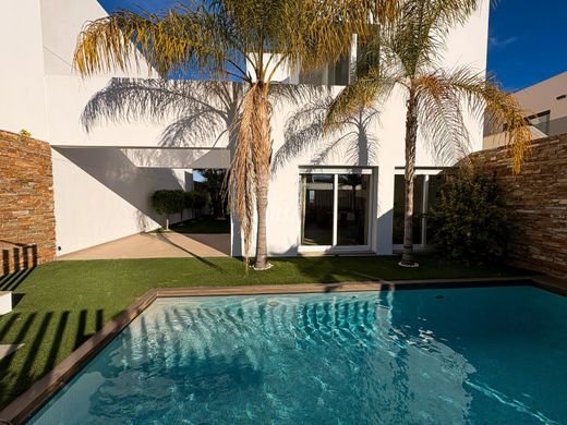 Mehrfamilienhaus in Rojales, Alicante
