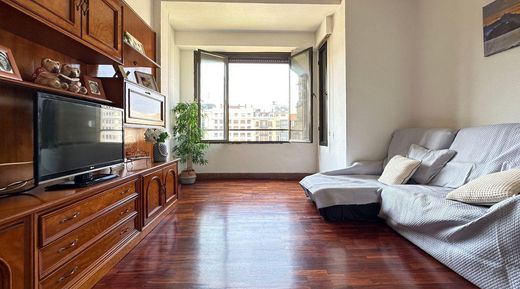 Apartment / Etagenwohnung in Donostia-San Sebastián, Guipuzcoa
